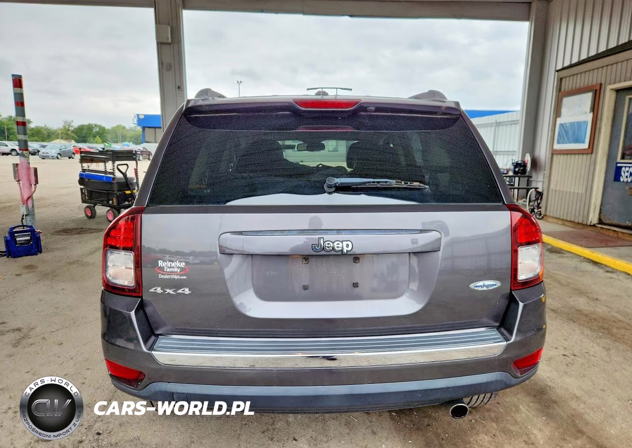 2017 Jeep Compass Latitude VIN:1C4NJDEB0HD177270 - 6