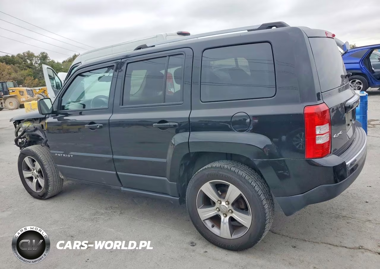 2017 Jeep Patriot Latitude VIN:1C4NJRFB0HD111944 - 2