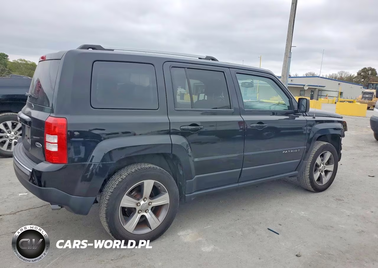 2017 Jeep Patriot Latitude VIN:1C4NJRFB0HD111944 - 3