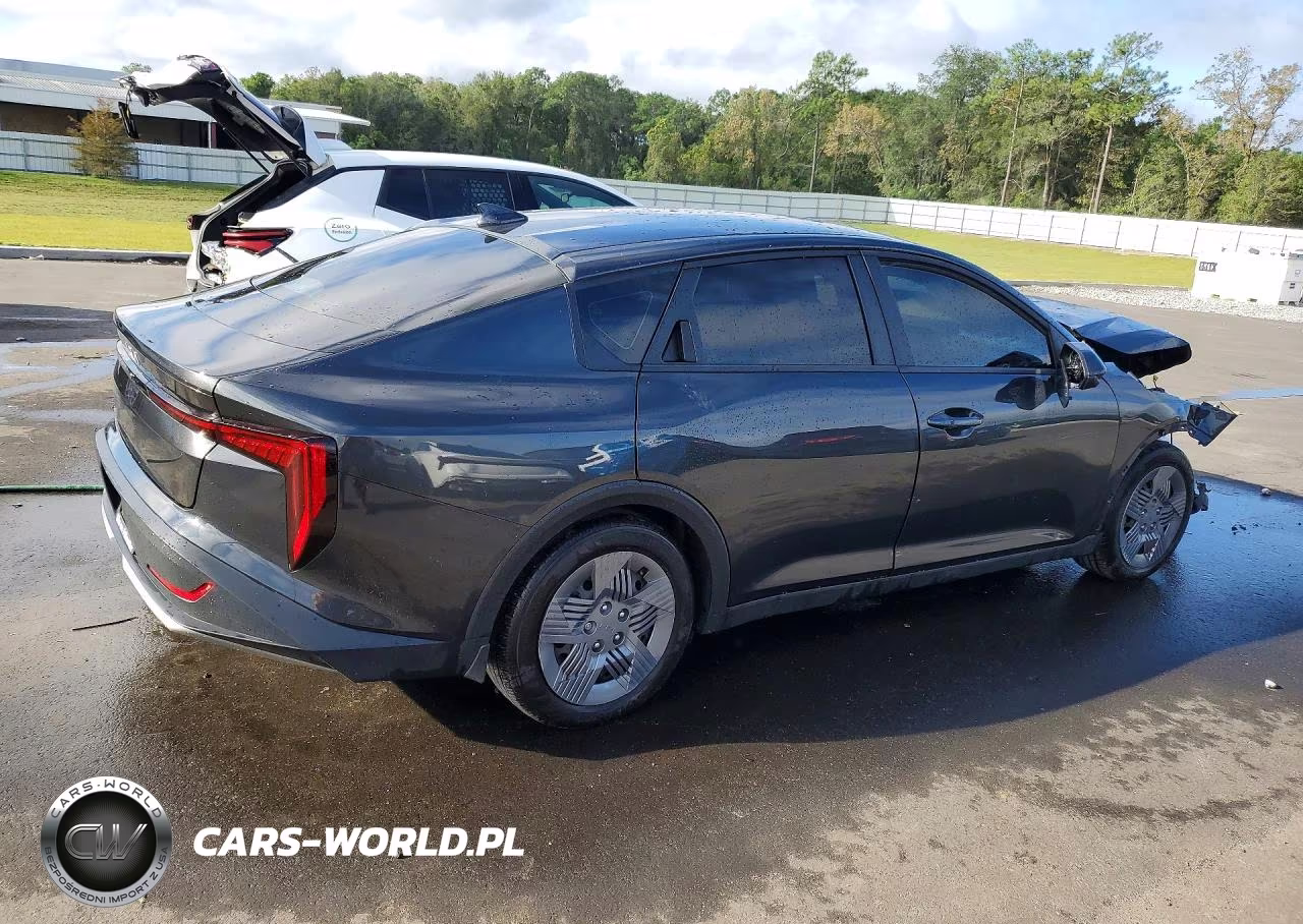 2026 Kia K4 Lx VIN:3KPFT4DE4TE263442 - 3