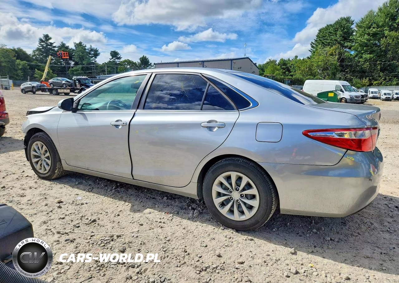 2016 Toyota Camry Le VIN:4T1BF1FK2GU163902 - 2