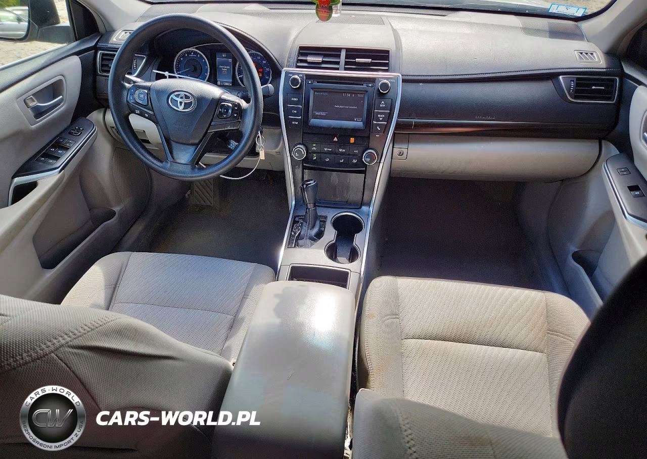 2016 Toyota Camry Le VIN:4T1BF1FK2GU163902 - 8