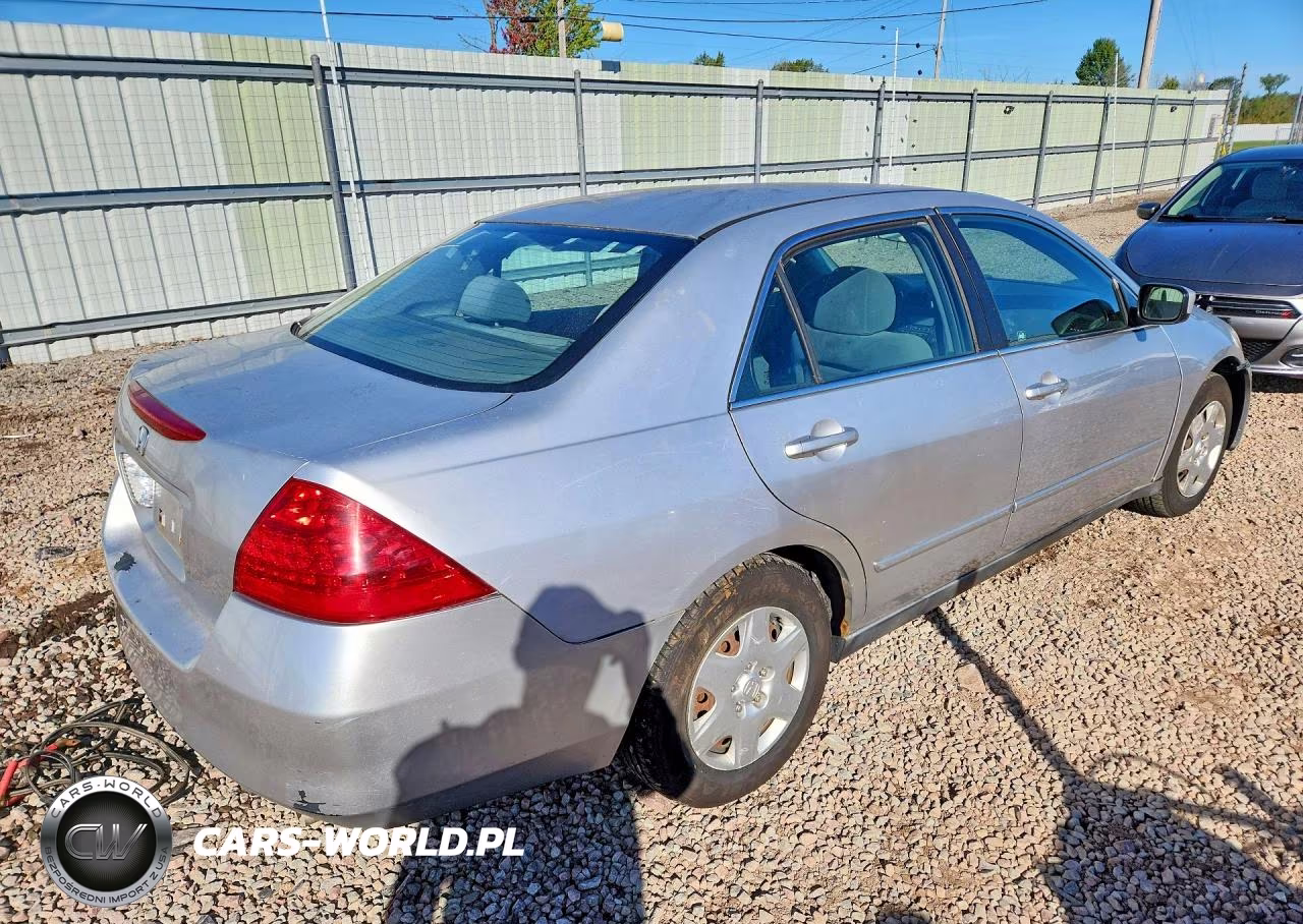 2007 Honda Accord VIN:1HGCM56447A192019 - 3