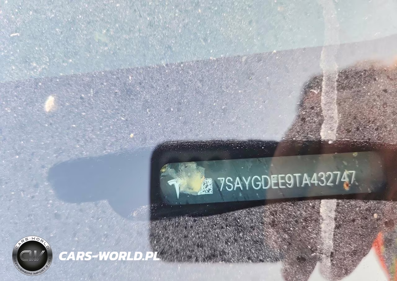 2026 Tesla Model Y VIN:7SAYGDEE9TA432747 - 13