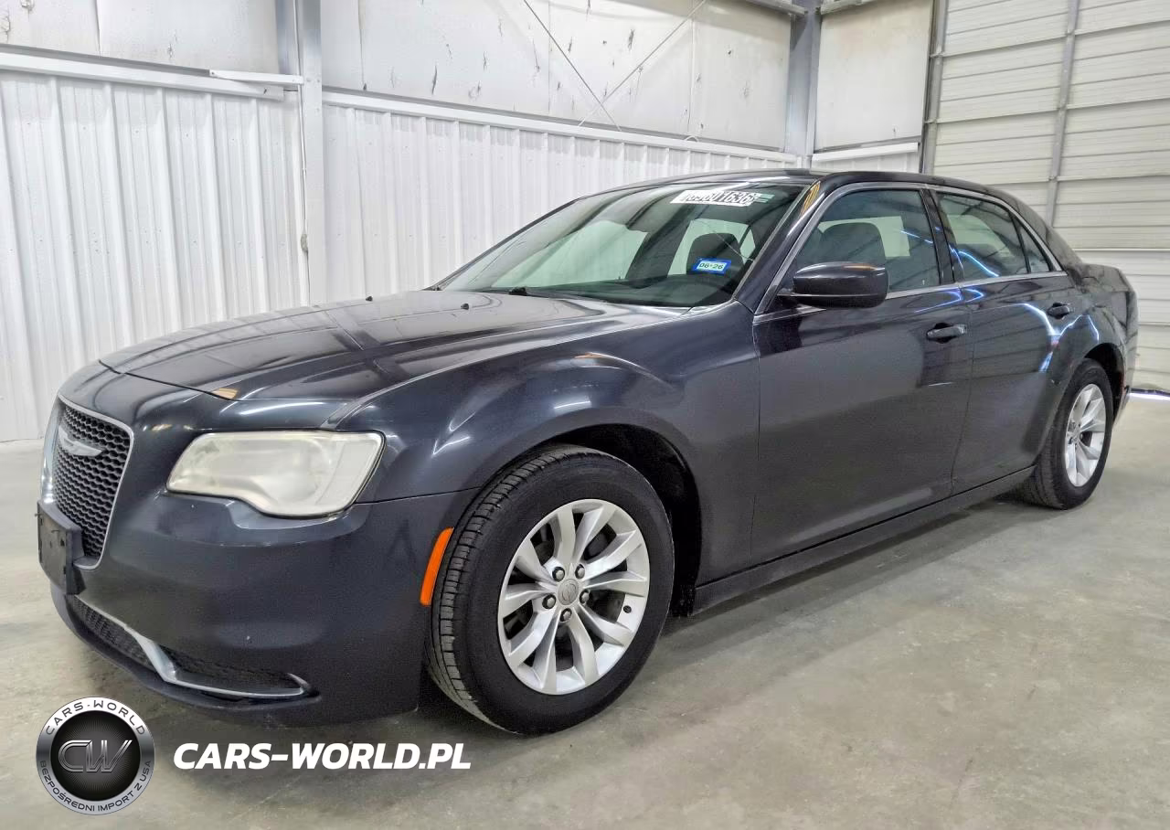 2015 Chrysler 300 Limited VIN:2C3CCAAGXFH929823 - 1
