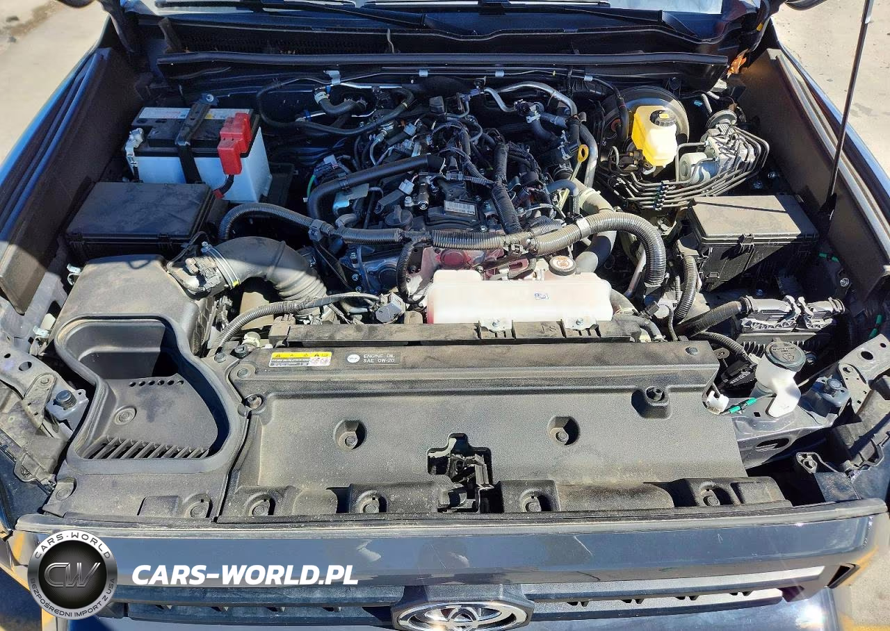 2025 Toyota 4Runner Sr5 VIN:JTEVA5BR6S5033064 - 12