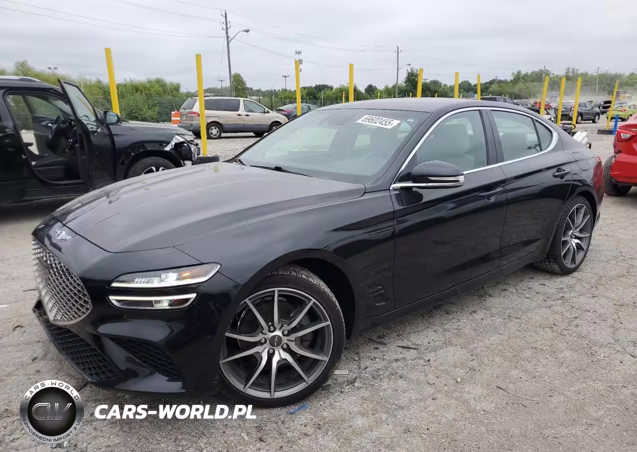 2023 Genesis G70 Base