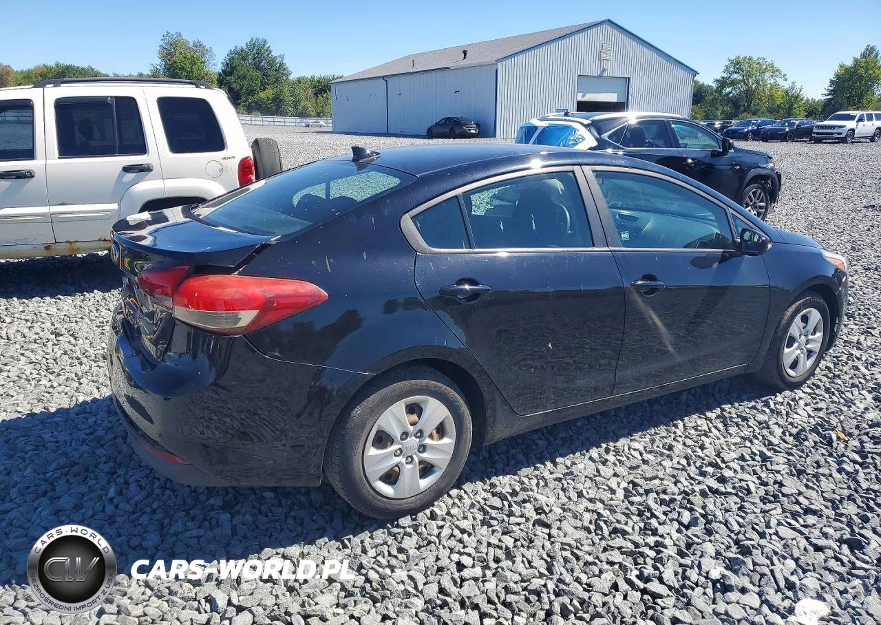 2017 Kia Forte Lx VIN:3KPFK4A71HE123185 - 3