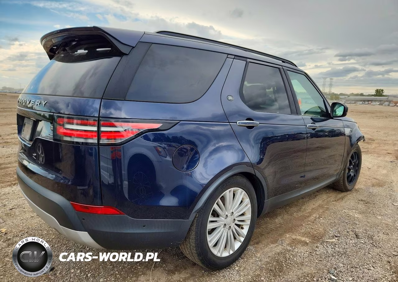 2019 Land Rover Discovery Hse Luxury VIN:SALRT2RV4KA095001 - 3
