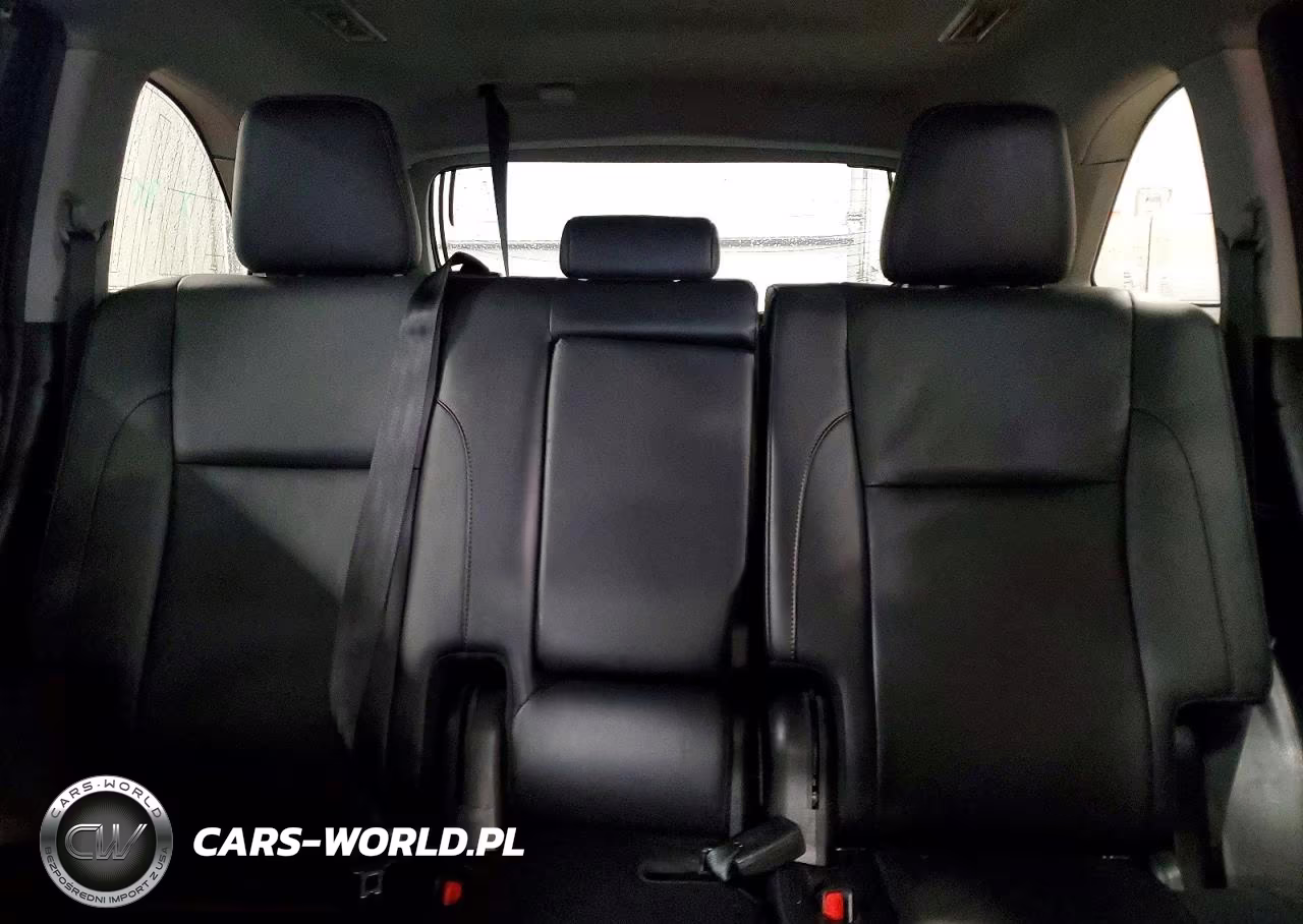 2019 Toyota Highlander Xle VIN:5TDJZRFH2KS706687 - 10