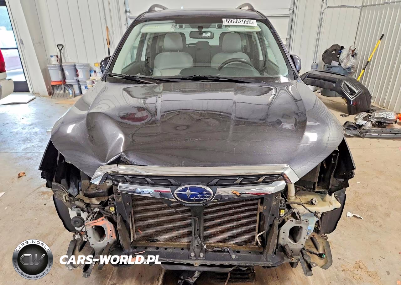 2018 Subaru Forester 2.5I Premium VIN:JF2SJAGC2JH599628 - 5