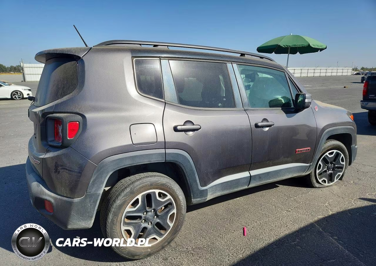 2017 Jeep Renegade Trailhawk VIN:ZACCJBCB9HPG16286 - 3