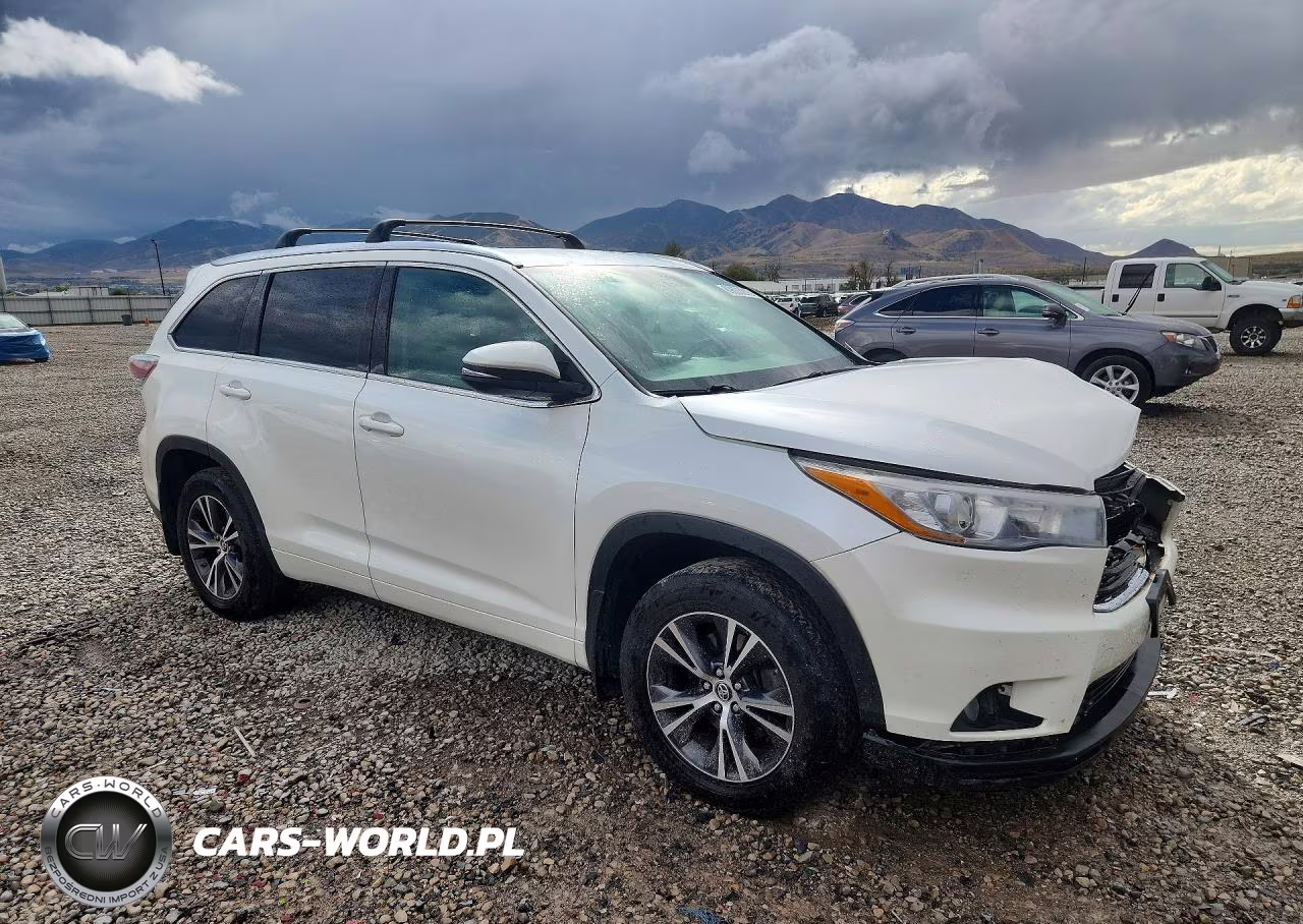2016 Toyota Highlander Xle VIN:5TDJKRFH3GS331274 - 4