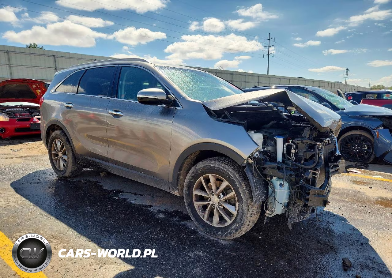 2017 Kia Sorento Lx VIN:5XYPG4A3XHG282616 - 4