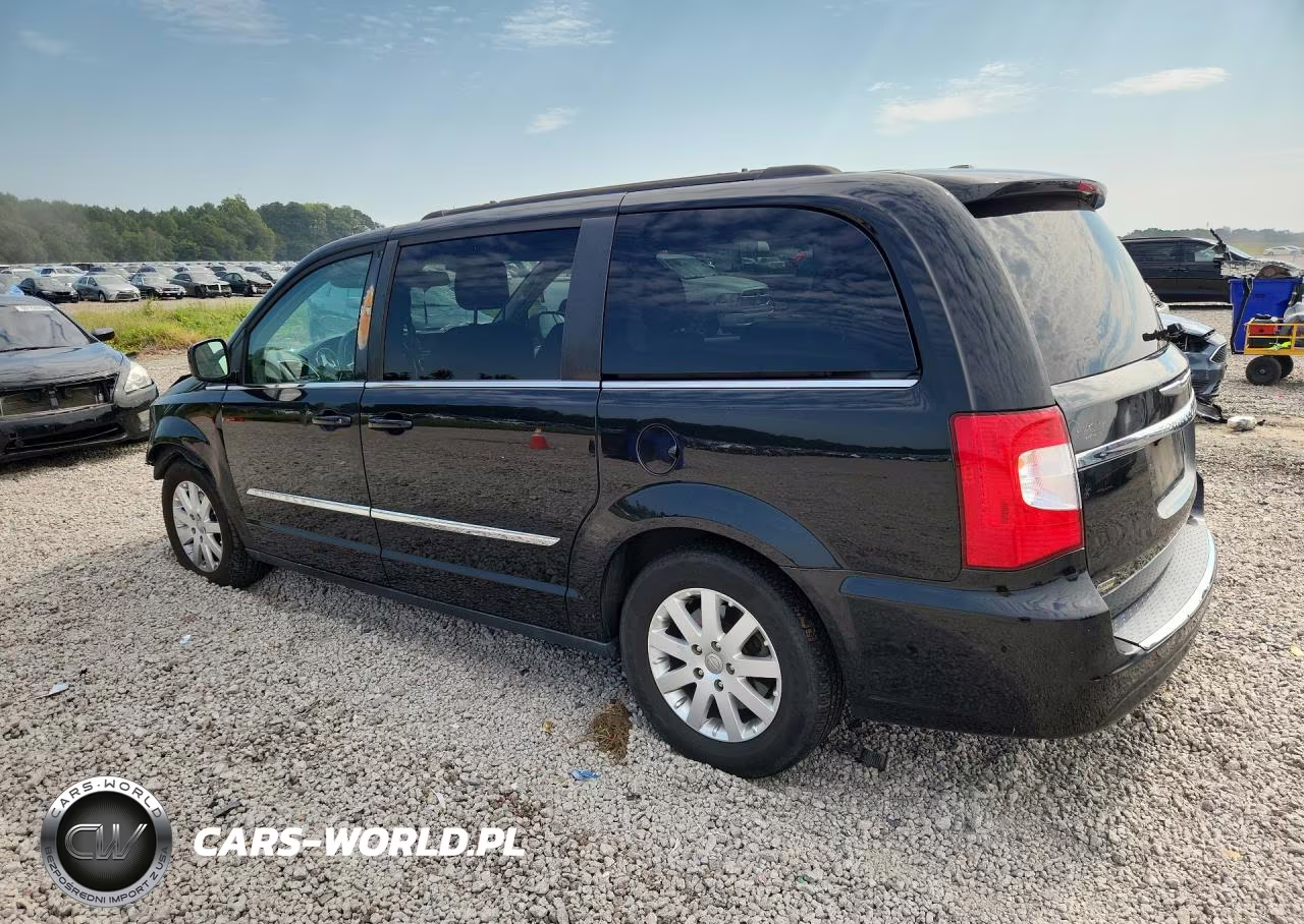 2015 Chrysler Town & Country Touring VIN:2C4RC1BG2FR654981 - 2