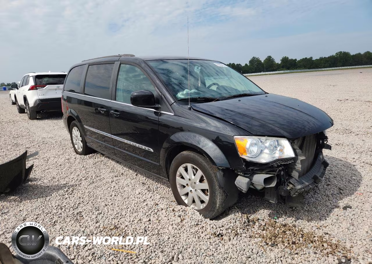 2015 Chrysler Town & Country Touring VIN:2C4RC1BG2FR654981 - 4