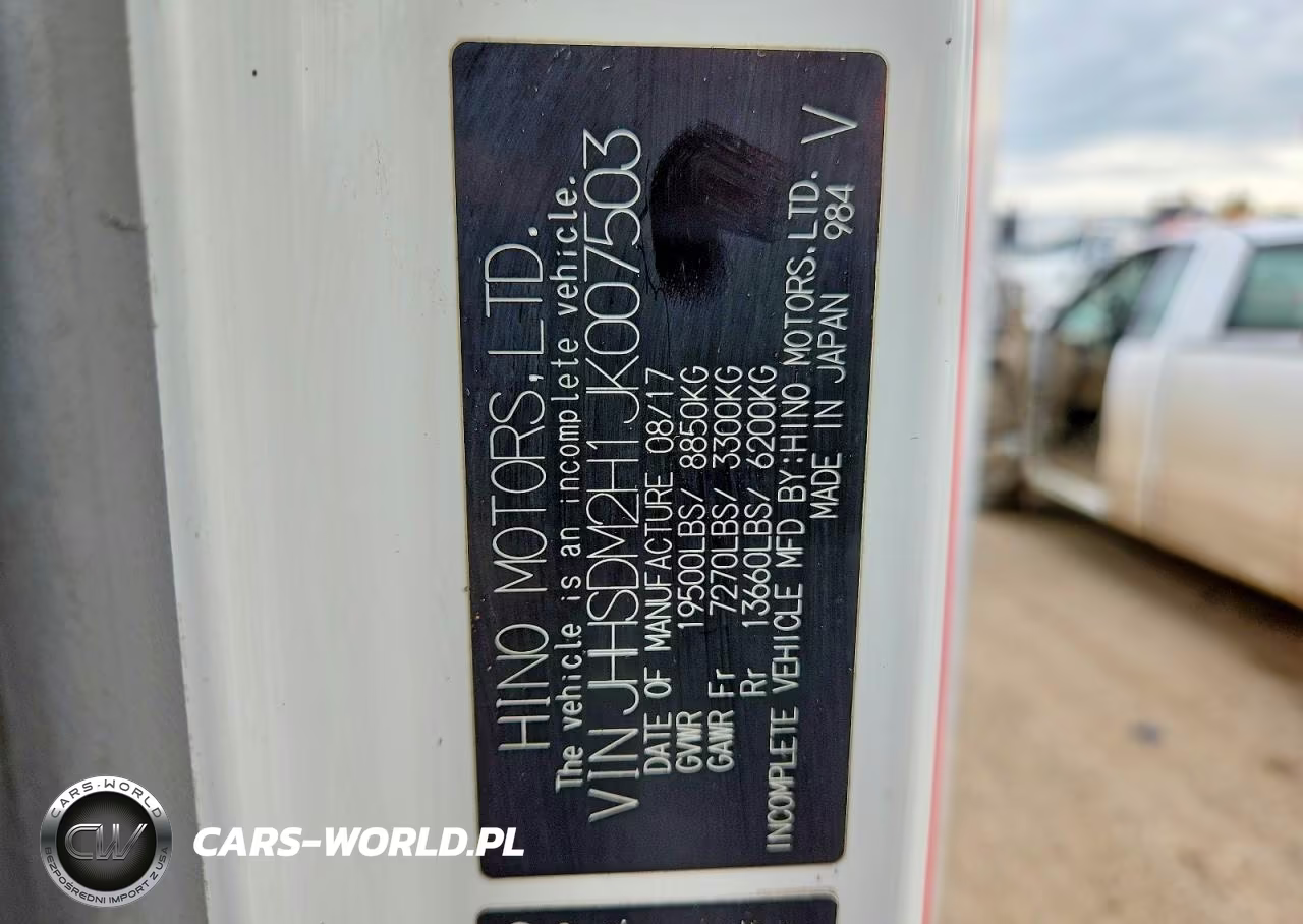 2018 Hino 195 - Box Truck VIN:JHHSDM2H1JK007503 - 13