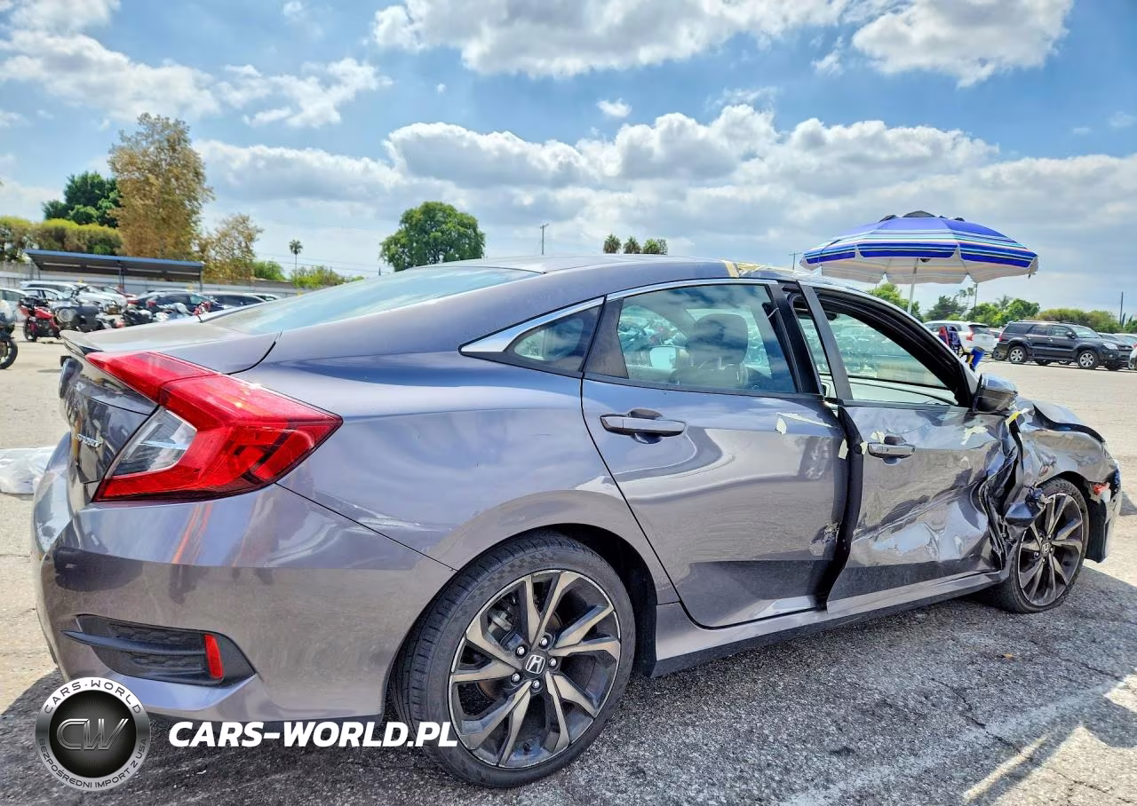2021 Honda Civic Sport VIN:19XFC2F81ME201624 - 3