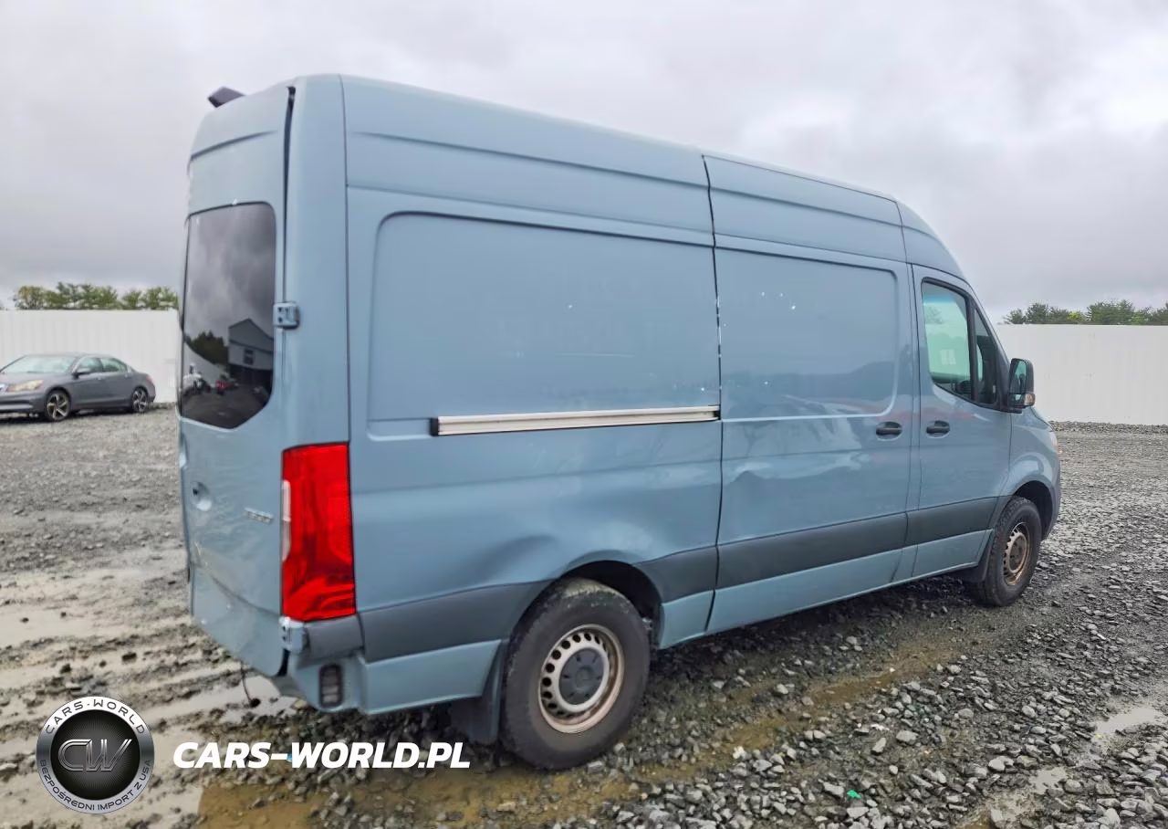 2023 Mercedes-Benz Sprinter 2500 Van VIN:W1Y4NBHY8PT140570 - 3