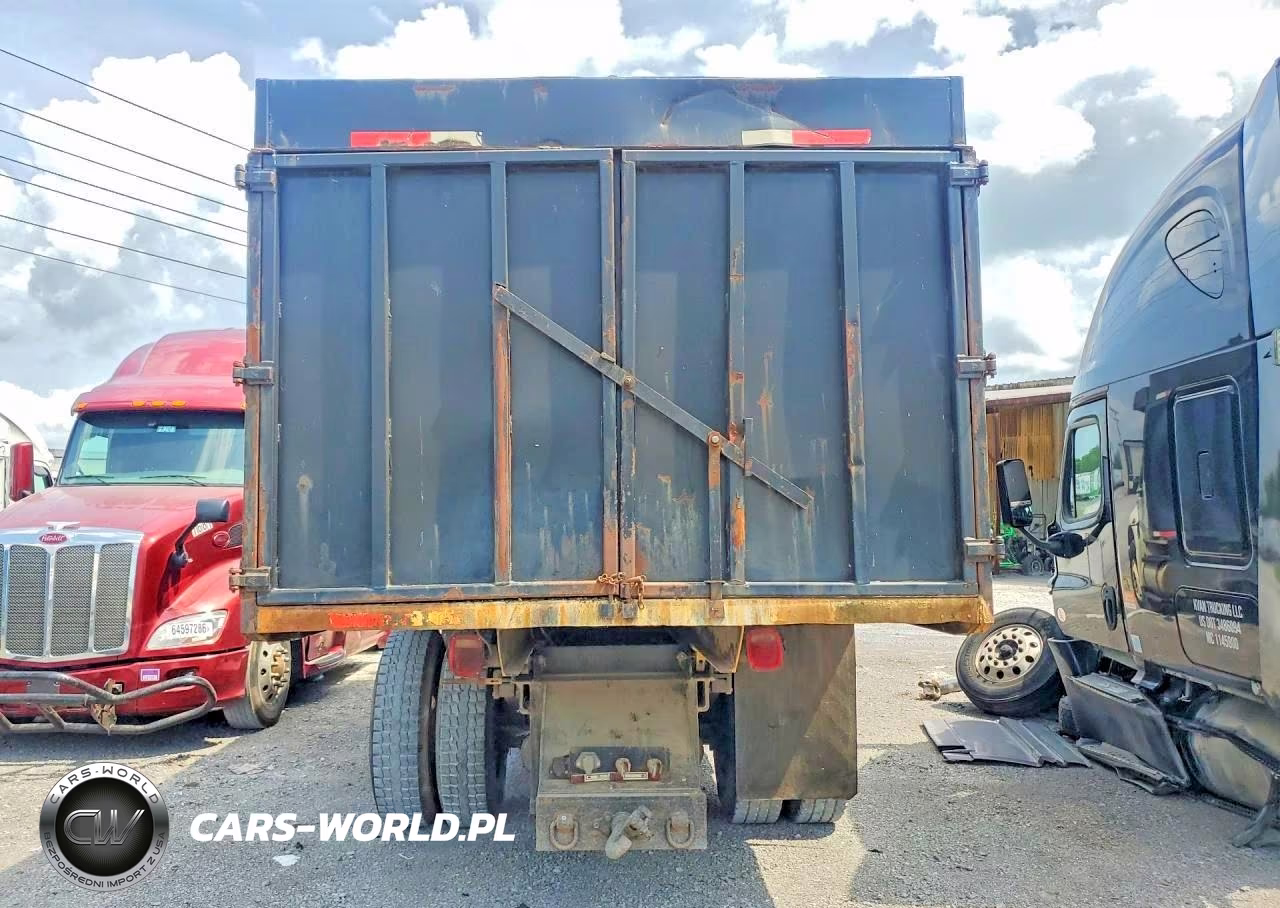 2011 International 4000 4400 - Bucket Truck VIN:1HTMKAAR4BH389246 - 6