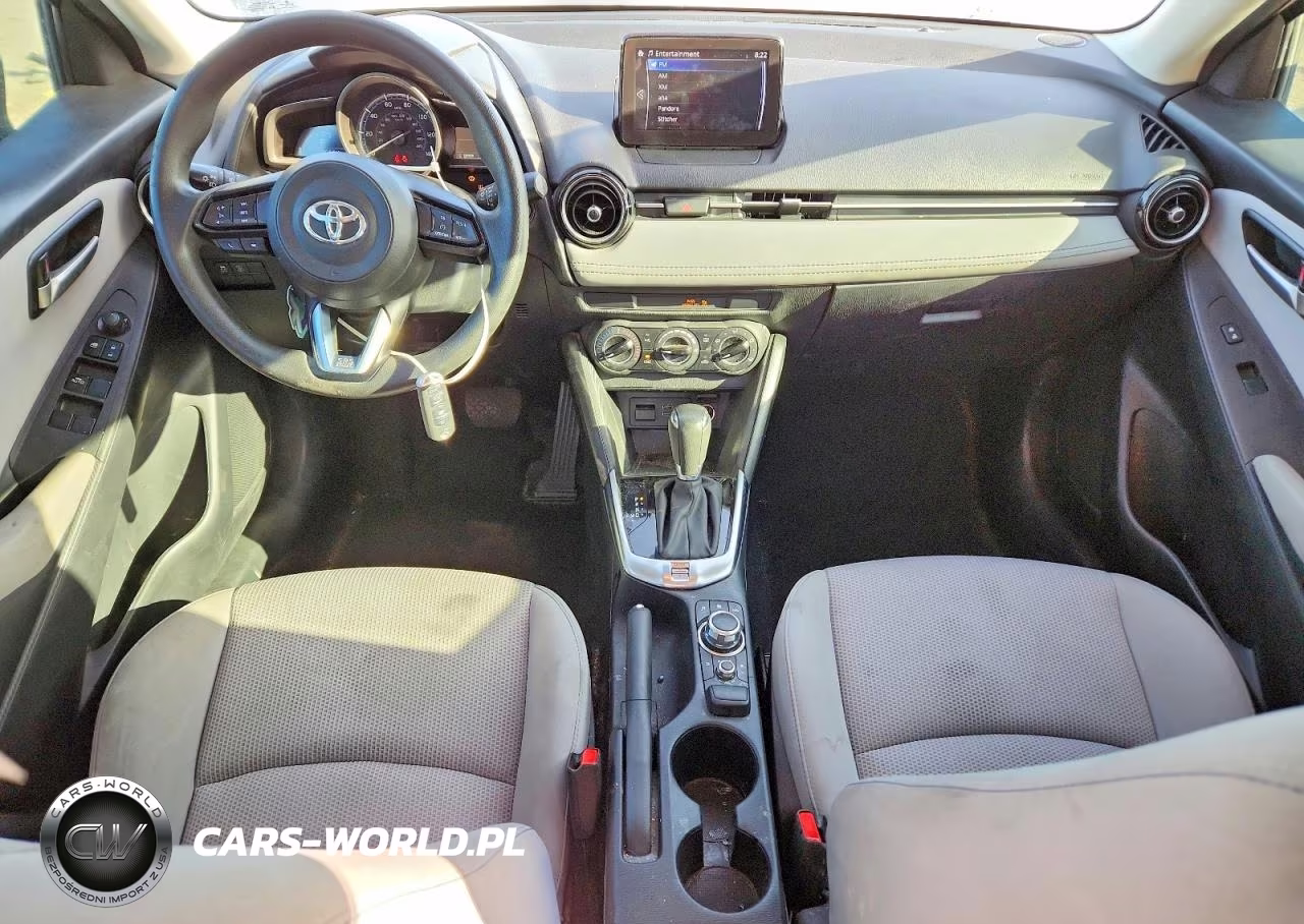 2019 Toyota Yaris Le VIN:3MYDLBYV5KY523285 - 8