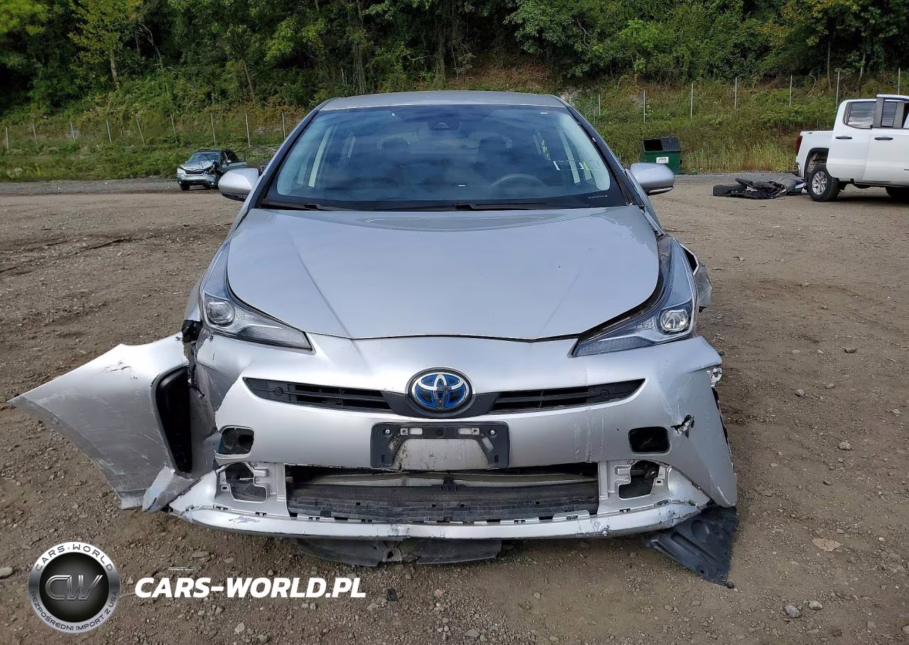2021 Toyota Prius Le VIN:JTDKAMFU2M3152289 - 5