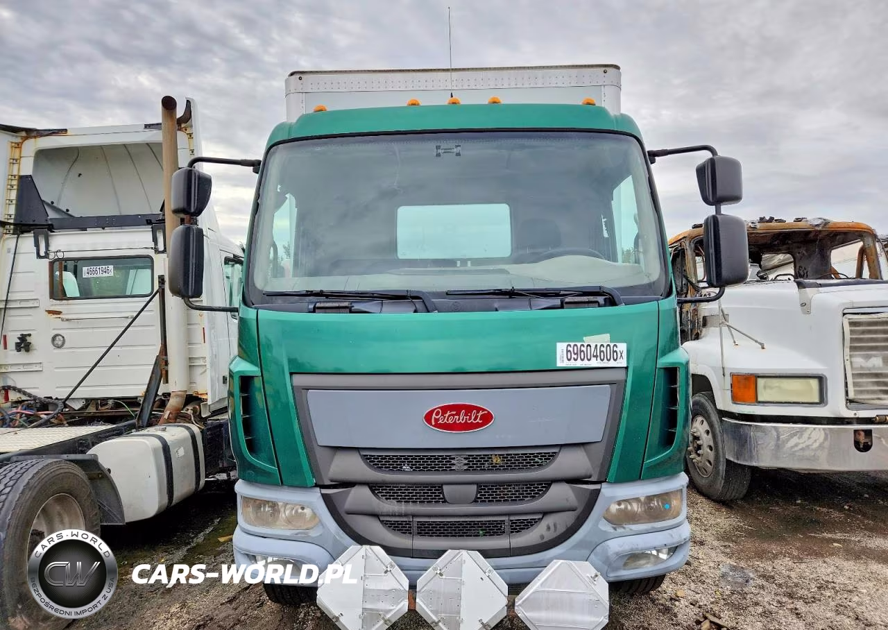 2016 Peterbilt 220 - Semi Truck VIN:3BPPKM8X8GF591160 - 13