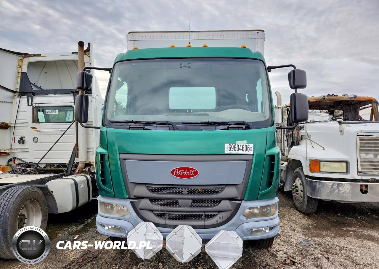 2016 Peterbilt 220 - Semi Truck VIN:3BPPKM8X8GF591160 - 5