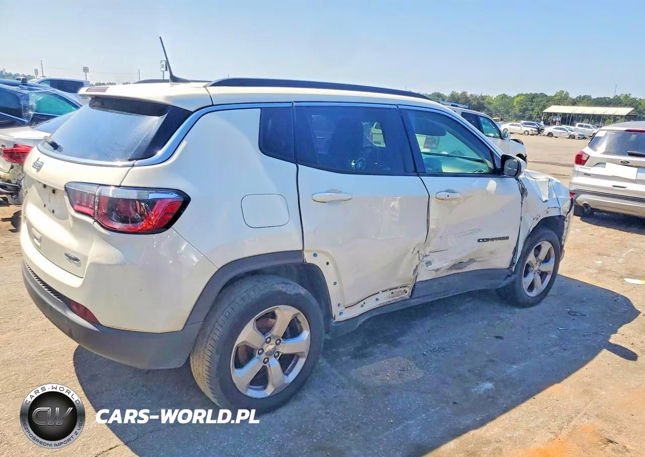 2019 Jeep Compass Latitude VIN:3C4NJDBB5KT641708 - 3