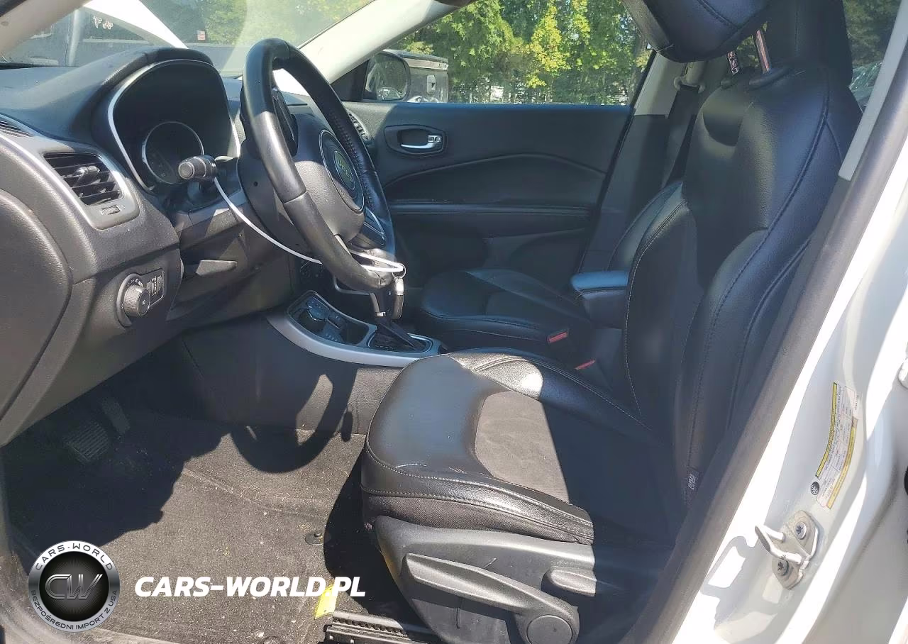 2019 Jeep Compass Latitude VIN:3C4NJDBB5KT641708 - 7