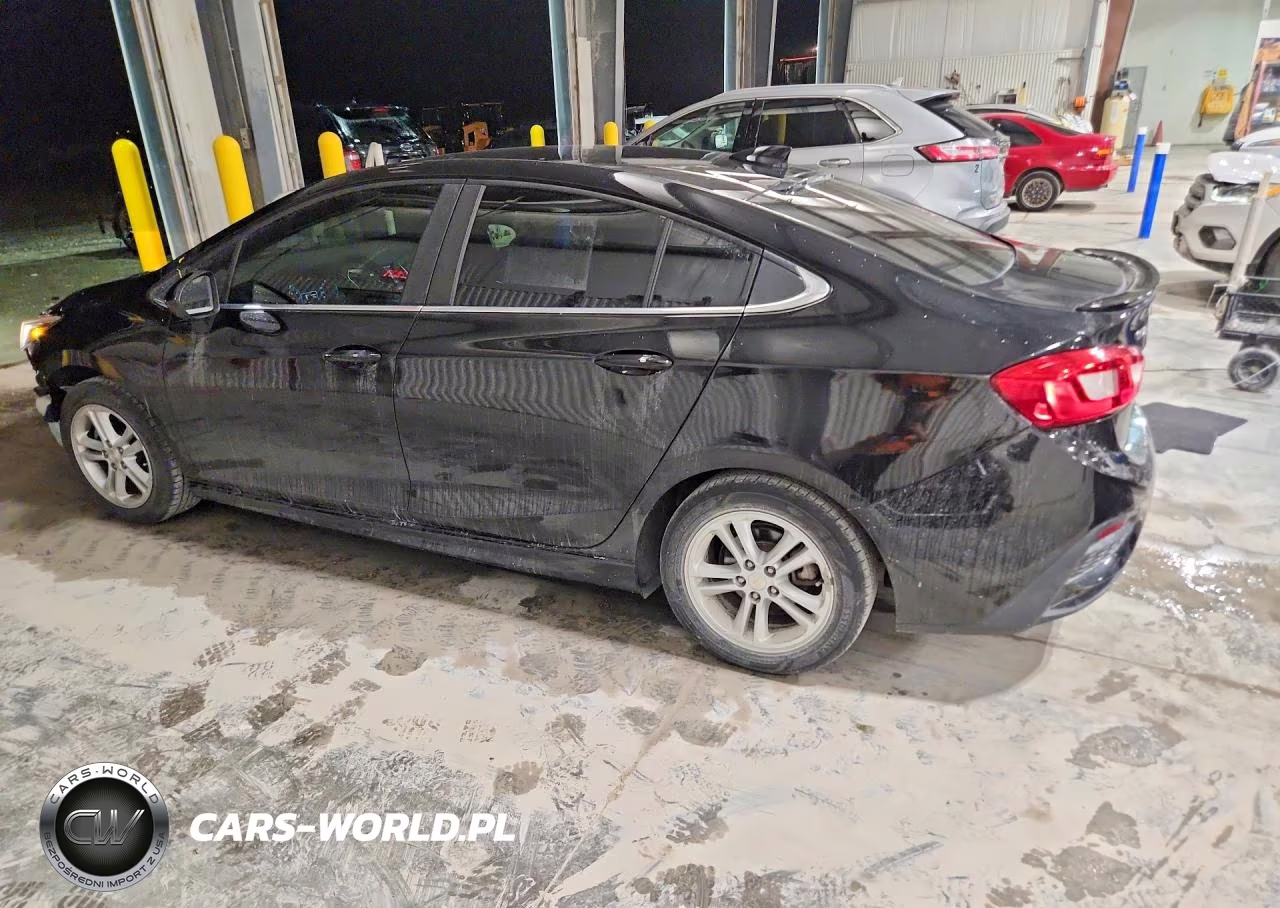 2018 Chevrolet Cruze Lt VIN:1G1BE5SM1J7148649 - 2