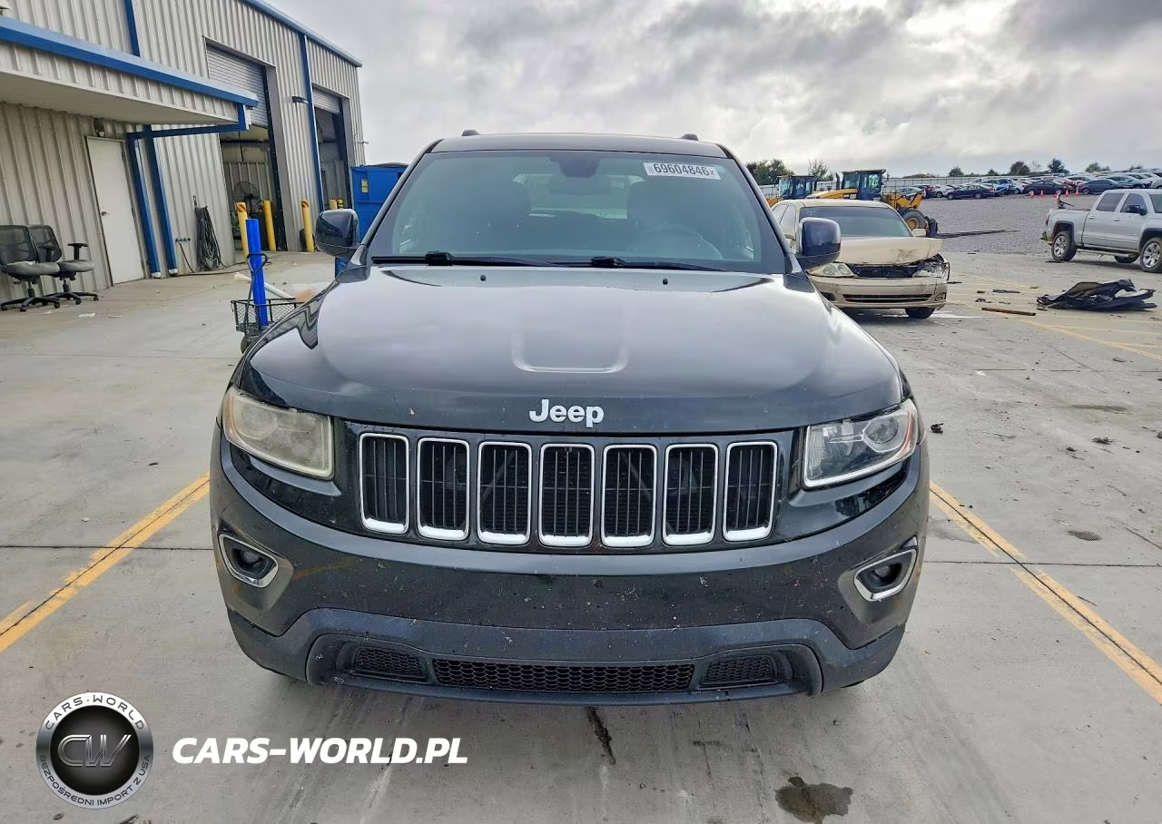 2016 Jeep Grand Cherokee Laredo VIN:1C4RJFAG9GC388101 - 5