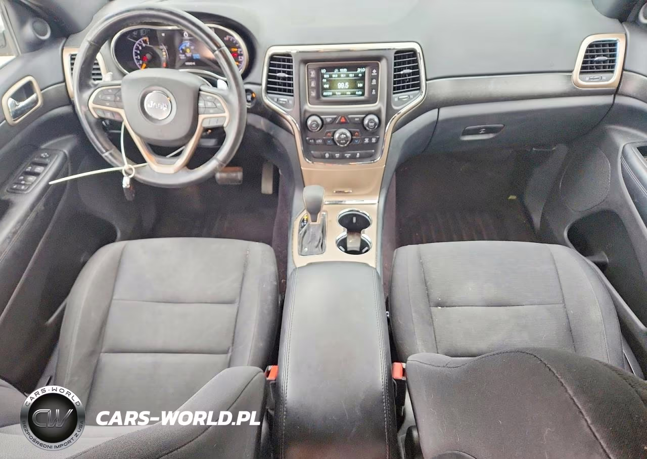 2016 Jeep Grand Cherokee Laredo VIN:1C4RJFAG9GC388101 - 8