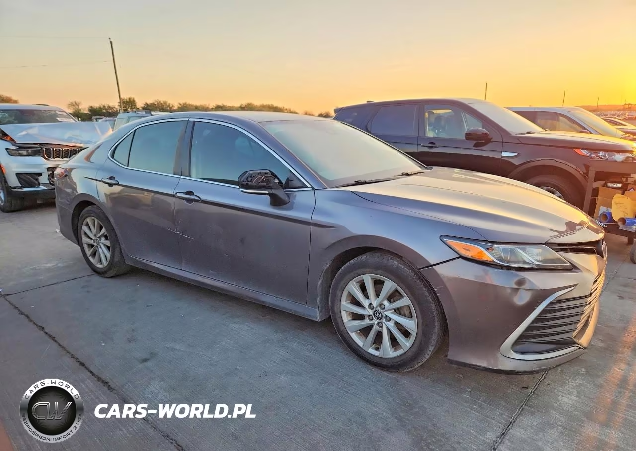 2021 Toyota Camry Le VIN:4T1C11AK2MU470718 - 4