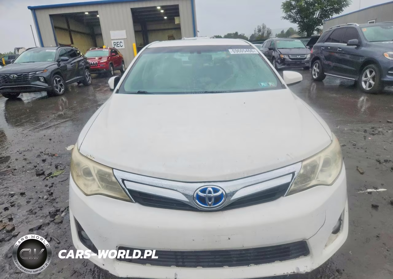 2014 Toyota Camry Hybrid Le VIN:4T1BD1FK9EU138112 - 5