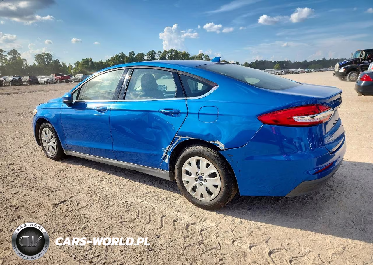 2020 Ford Fusion S VIN:3FA6P0G79LR196717 - 2