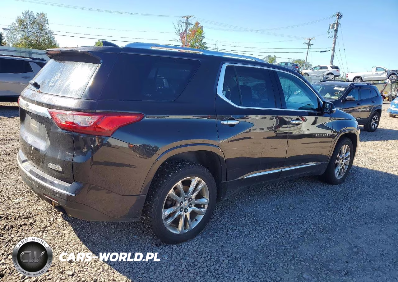 2018 Chevrolet Traverse High Country VIN:1GNEVKKWXJJ117883 - 3