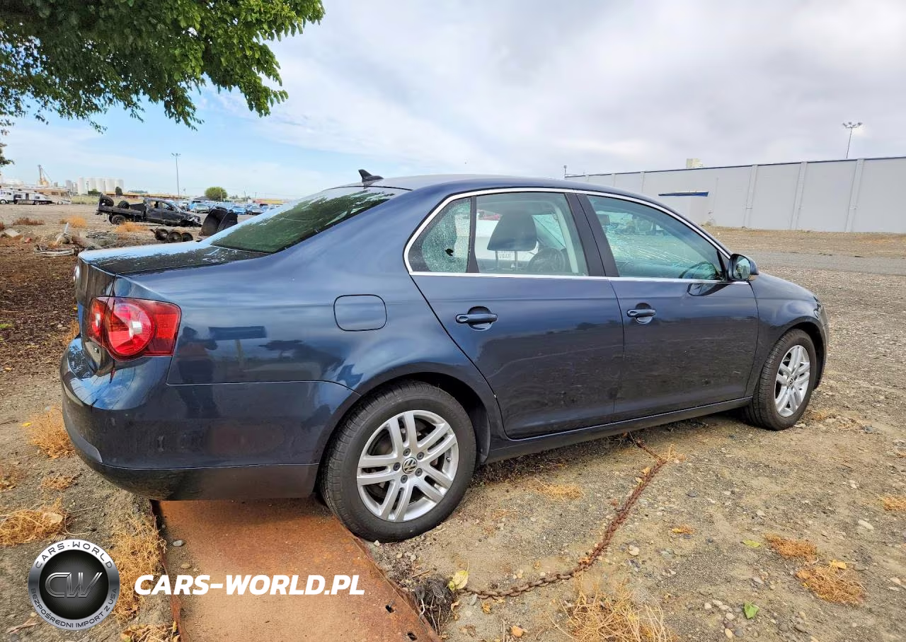 2010 Volkswagen Jetta Tdi VIN:3VWRL7AJ6AM034535 - 3