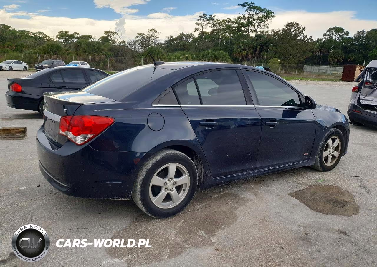 2014 Chevrolet Cruze Lt VIN:1G1PC5SB8E7350601 - 3