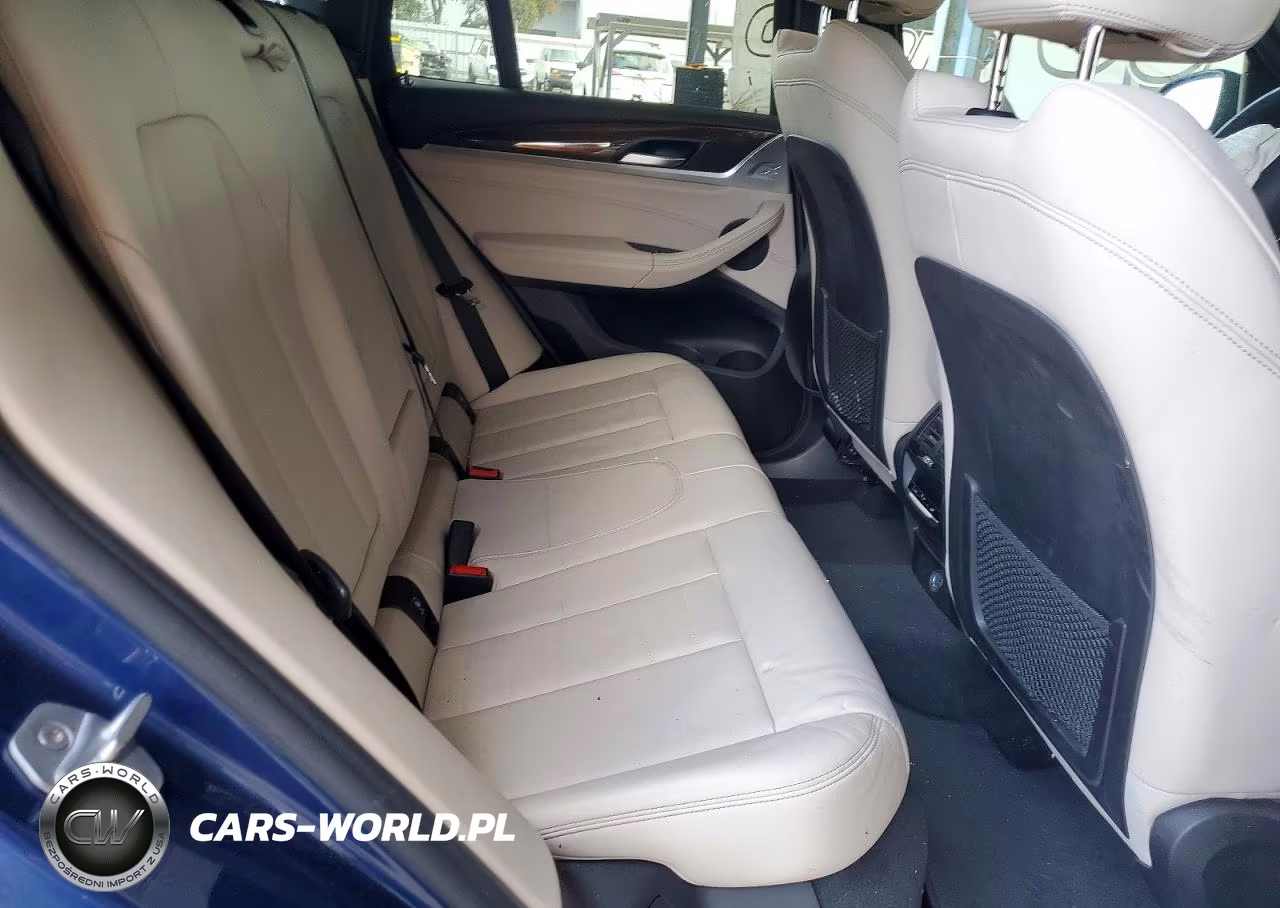 2019 BMW X3 xDrive30I VIN:5UXTR9C58KLR07738 - 10