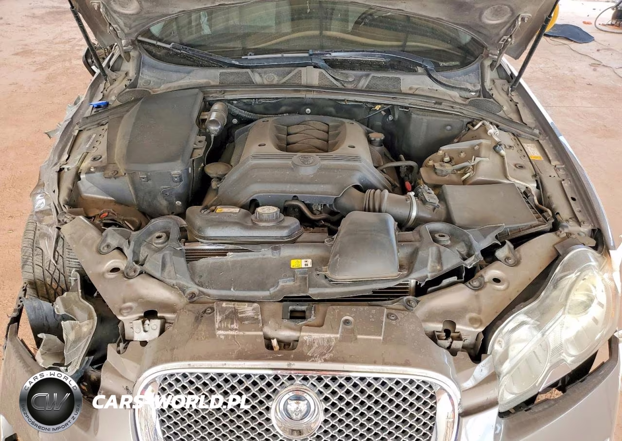 2010 Jaguar Xf Luxury VIN:SAJWA0FA3AHR54334 - 11