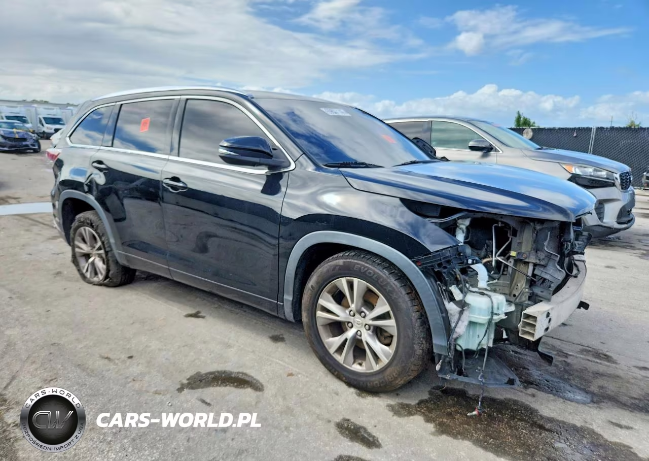 2015 Toyota Highlander Xle VIN:5TDKKRFHXFS056375 - 4