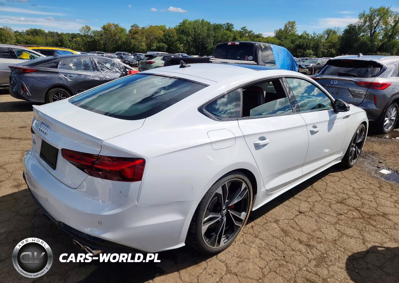 2021 Audi S5 Premium Plus VIN:WAUC4CF57MA007711 - 3