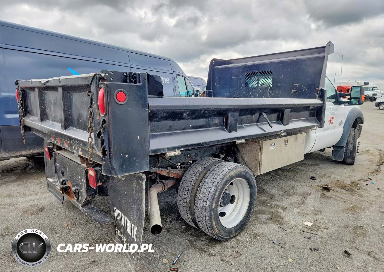 2013 Ford F550 Super Duty Dump Truck VIN:1FDUF5GT8DEA76521 - 3