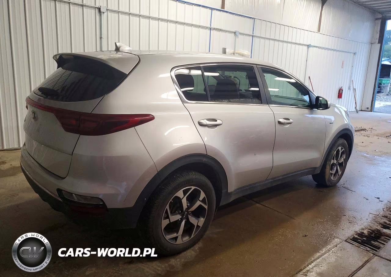 2020 Kia Sportage Lx VIN:KNDPMCAC4L7714092 - 3