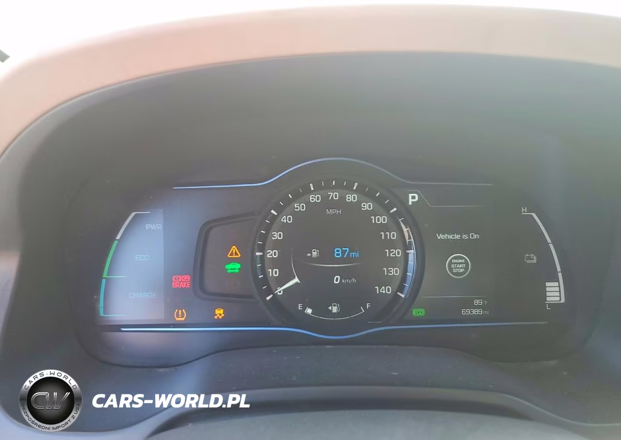 2018 Hyundai Ioniq Limited VIN:KMHC85LC8JU081862 - 9
