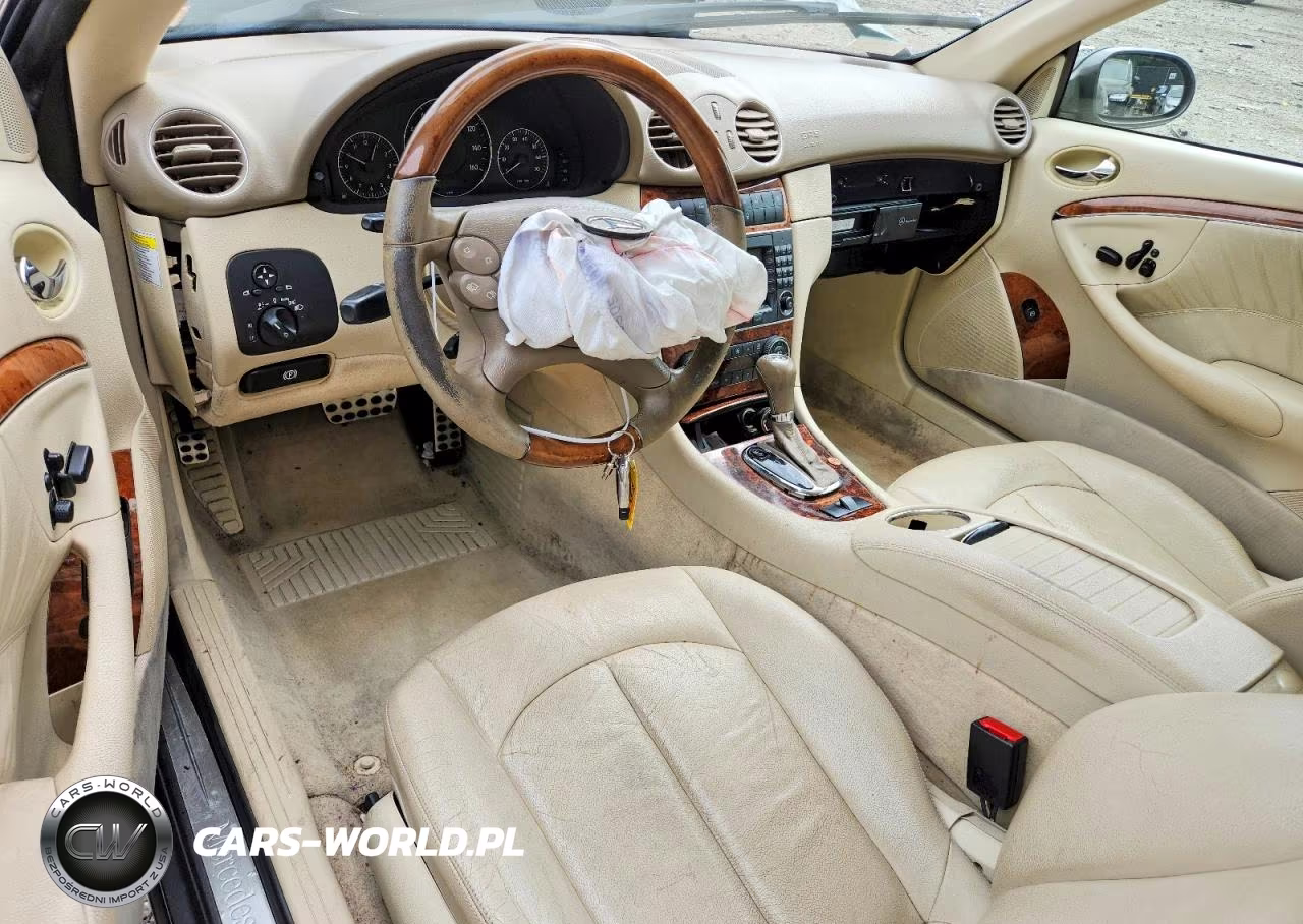 2009 Mercedes-Benz Clk 350 VIN:WDBTK56F29F260098 - 8