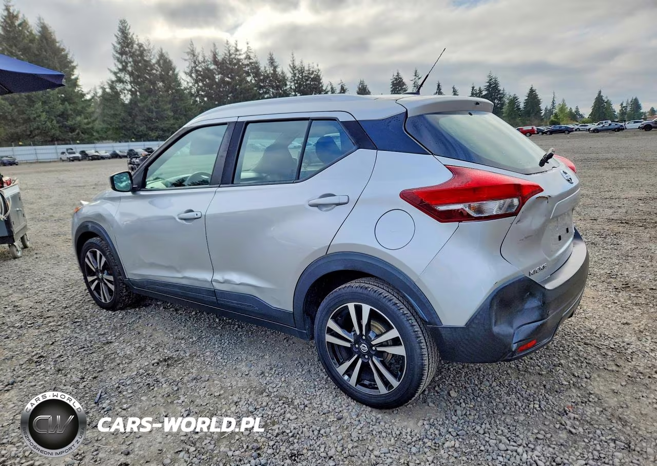 2019 Nissan Kicks Sv VIN:3N1CP5CU9KL545398 - 2