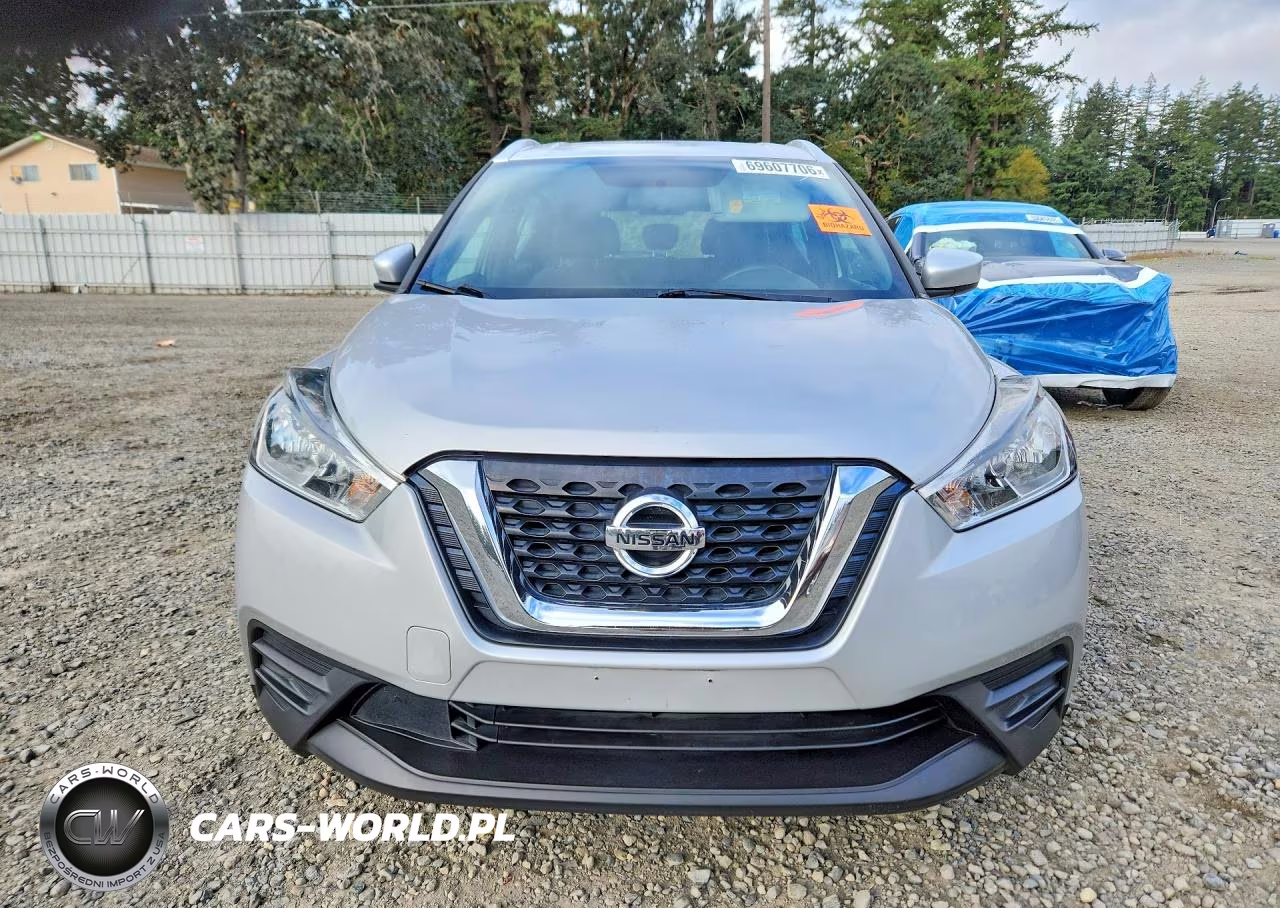 2019 Nissan Kicks Sv VIN:3N1CP5CU9KL545398 - 5
