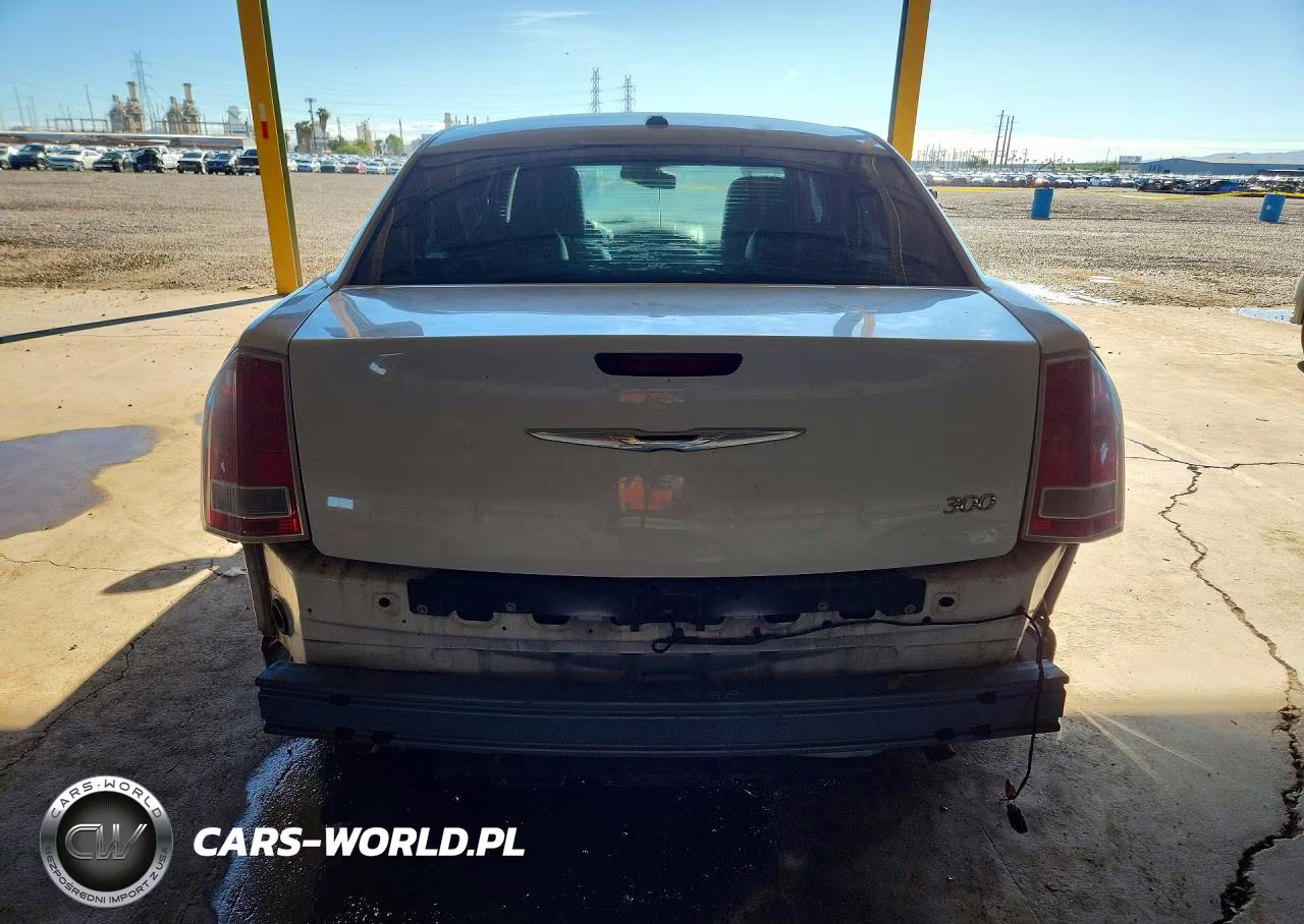 2013 Chrysler 300 VIN:2C3CCAAG7DH588796 - 6